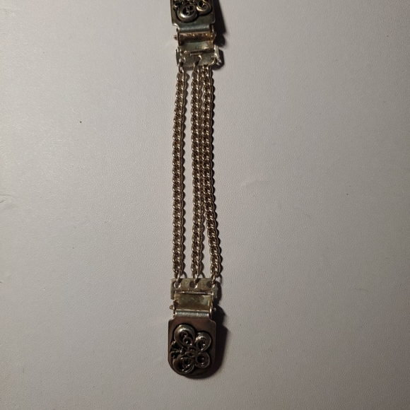 Vintage 70s Sweater Guard 3-Chains Butterflies Collar Jewelry - Picture 5 of 8